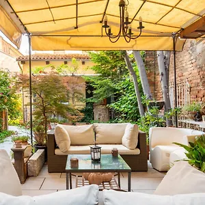 Apartment Al Campanile Madonna Dell'orto, Venedig